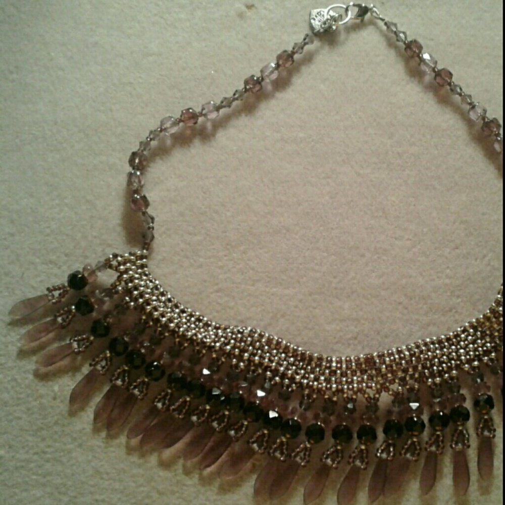 "Cathedral goes tribal" beaded dagger necklace - Picture 5 of 5